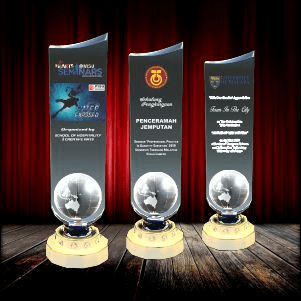 Exclusive Crystal Trophy