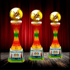 Exclusive Crystal Trophy