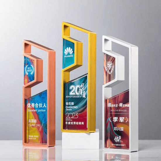 Exclusive Metal Crystal Award