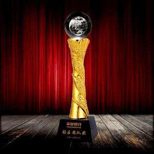 Fusion Crystal Golden Trophy