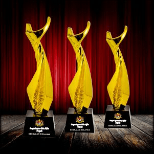 Golden Crystal Trophy