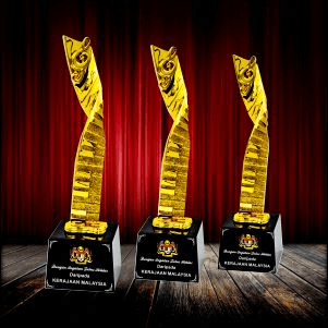 Golden Crystal Trophy