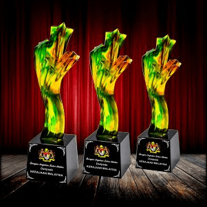 Water Luili Crystal Trophy (*currently all size out of stock)